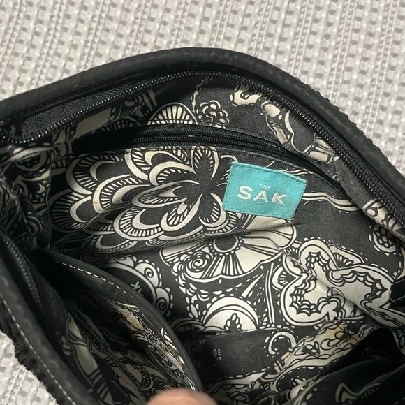 The Sak, hand crochet black hand bag - Picture 5 of 6